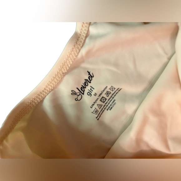 LEVERT pale pink/nude girls size medium long sleeve dance ballet leotard NWT - Picture 5 of 5